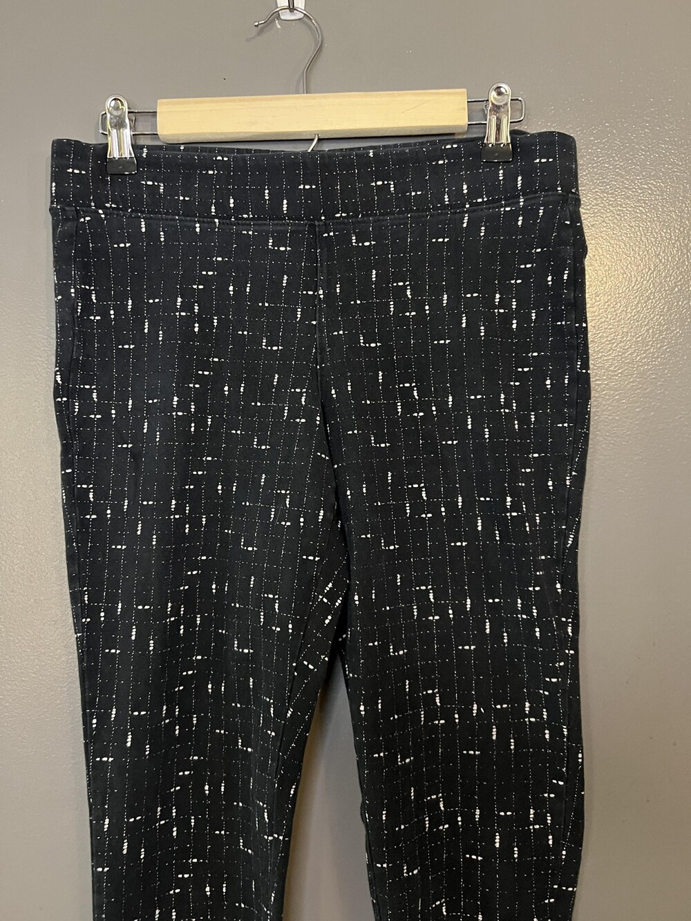 Old Navy Leggings Womens Medium Black White Grid Print Stretch Pull On Cotton